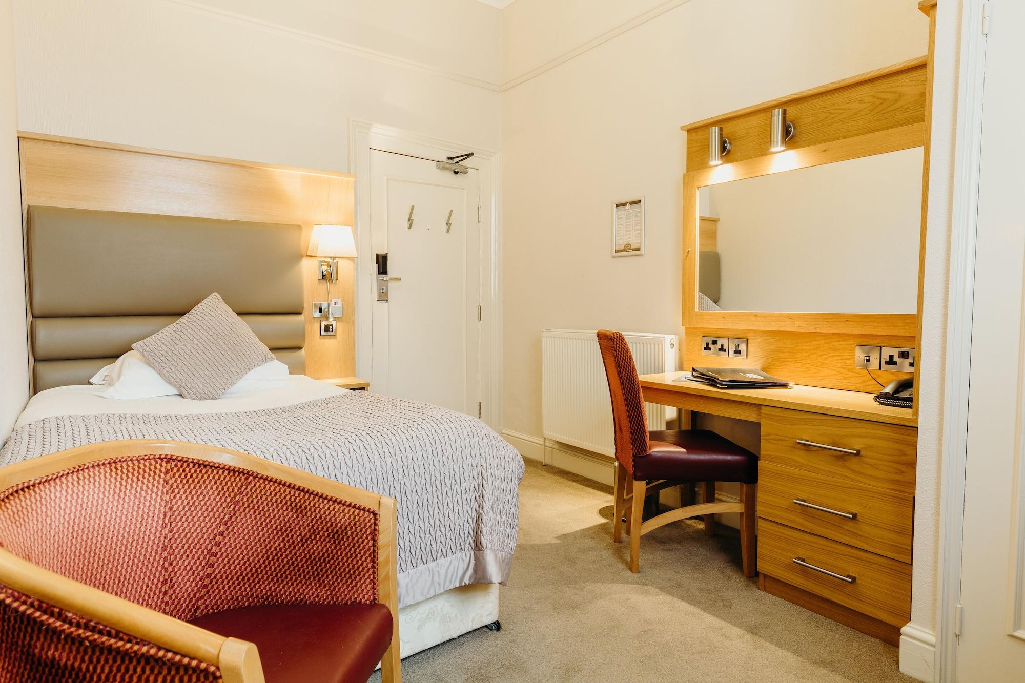 Crown By Compass Hospitality 4* Scarborough